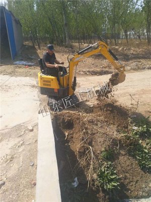 農用小型挖掘機